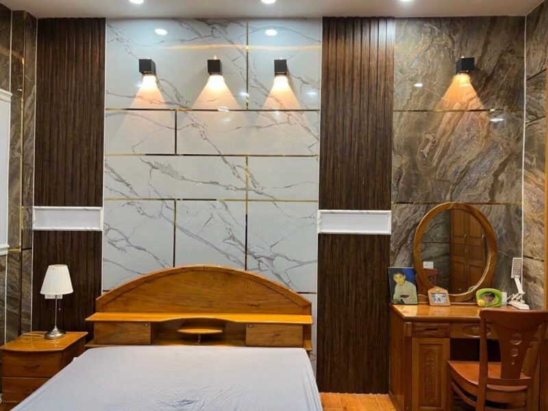 phòng ngủ ốp nhựa giả đá