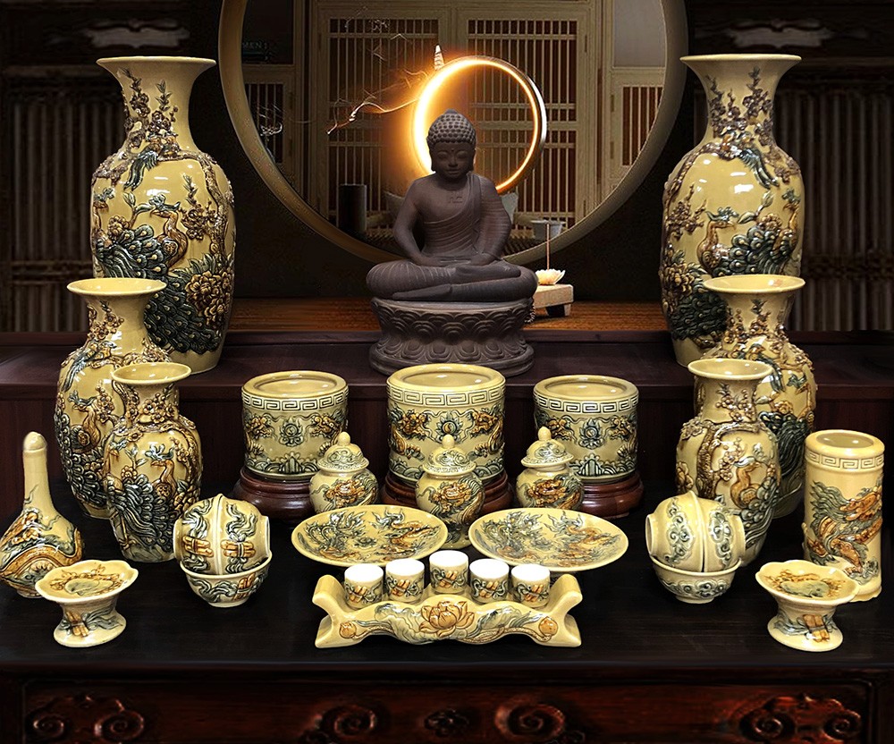 bát hương màu vàng 