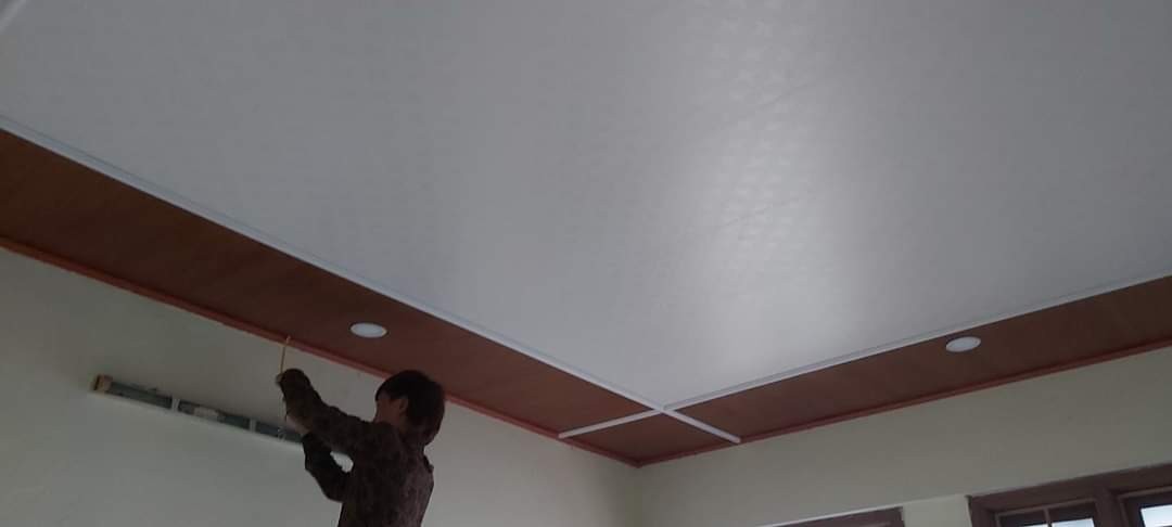 trần nhựa nano trắng 