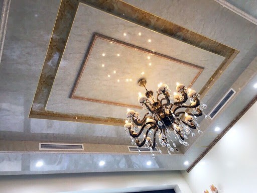 trần nhựa phòng khách 