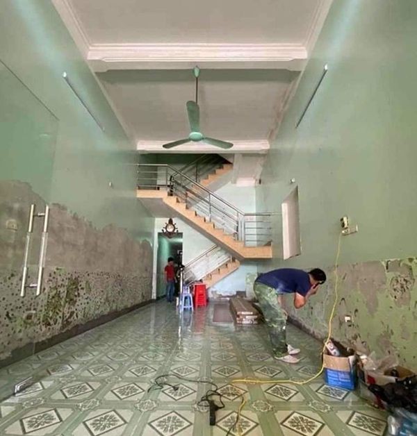 thi cong tam nhua op tương