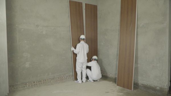 thi công nhựa ốp tường chống ẩm 