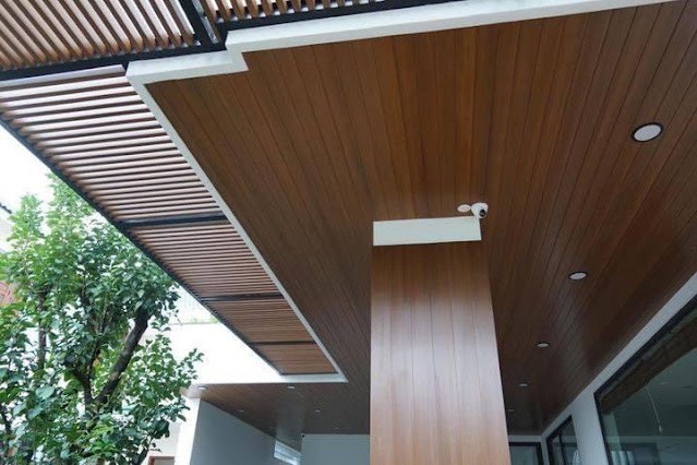 trần gỗ nhựa ngoài trời 