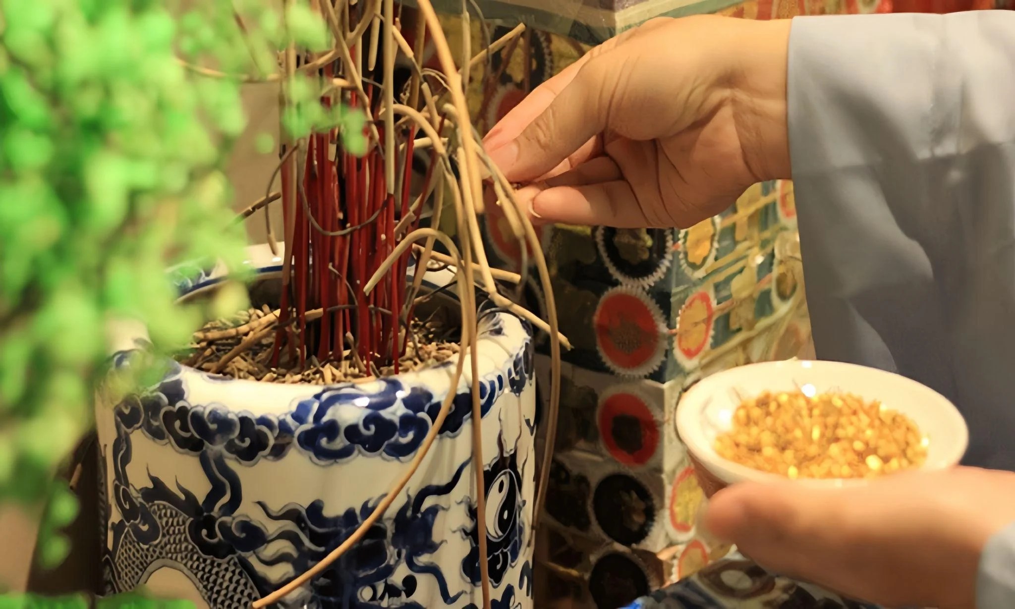 bố trí bàn thờ thần tài 