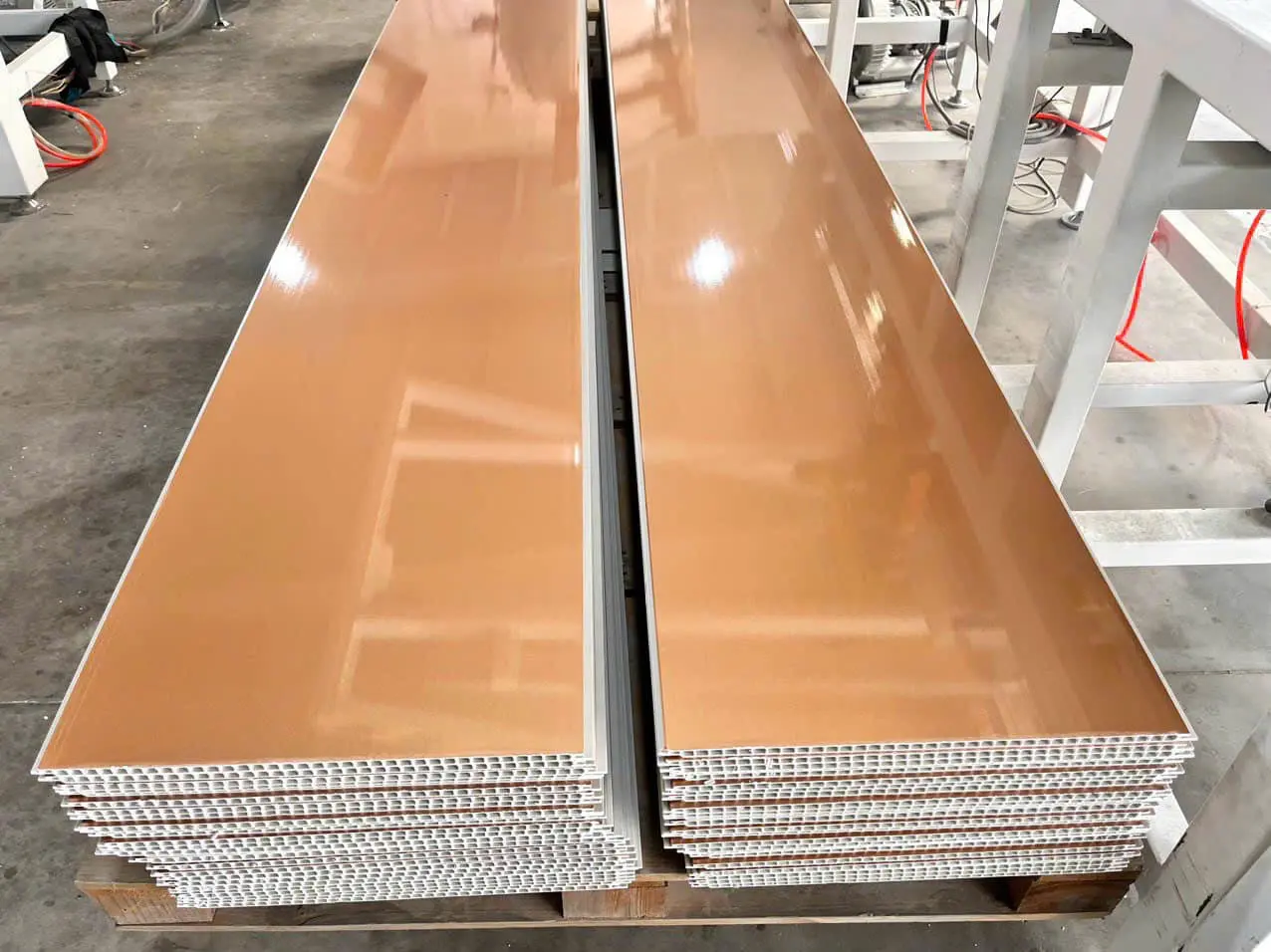 Tam Nano Trang Guong Vang Hong