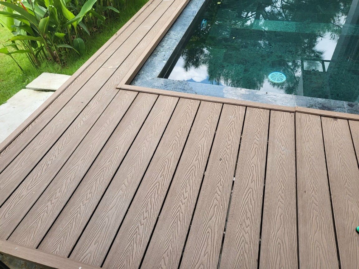 gỗ nhựa ngoài trời 