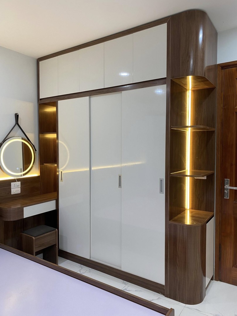 tủ nhựa cánh lùa zukoplast