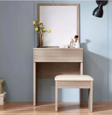 Bàn Nhựa Trang Điểm 