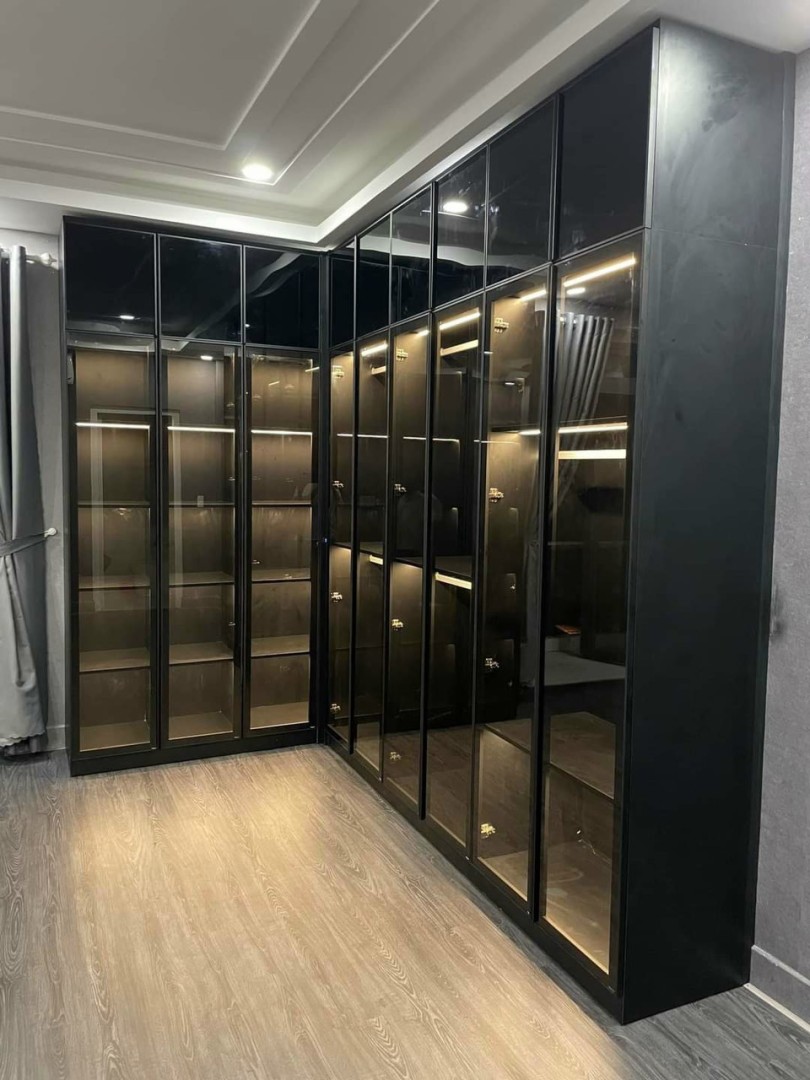 tủ nhựa cánh kính 