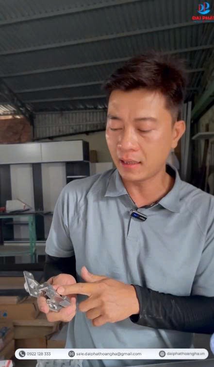 Sử Dụng Hệ Phụ Kiện Tấm Nhựa Nội Thất