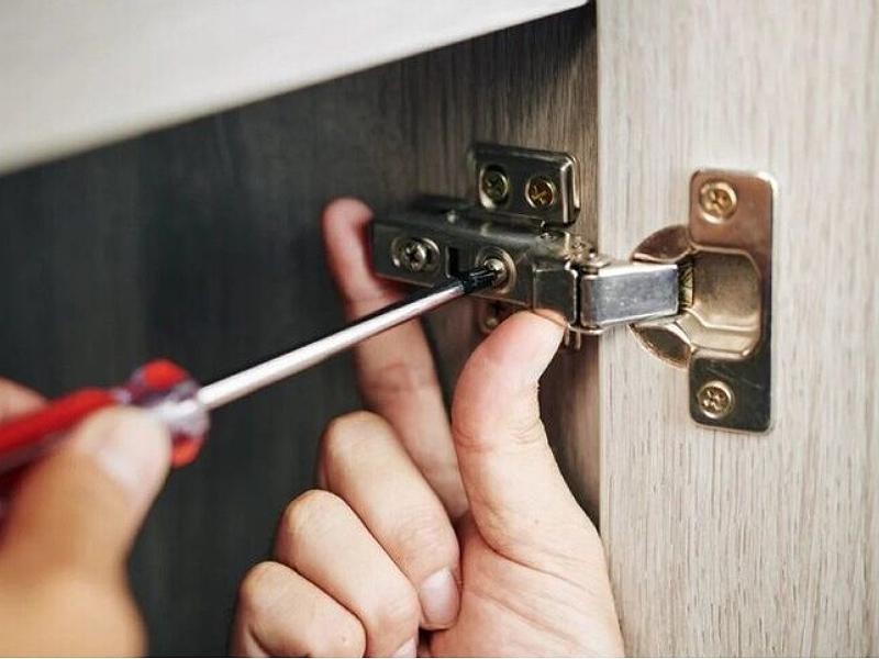 Cach Bat Ban Le Tu Nhua 2025