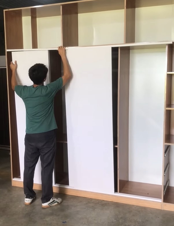 Tủ nhựa cánh trượt