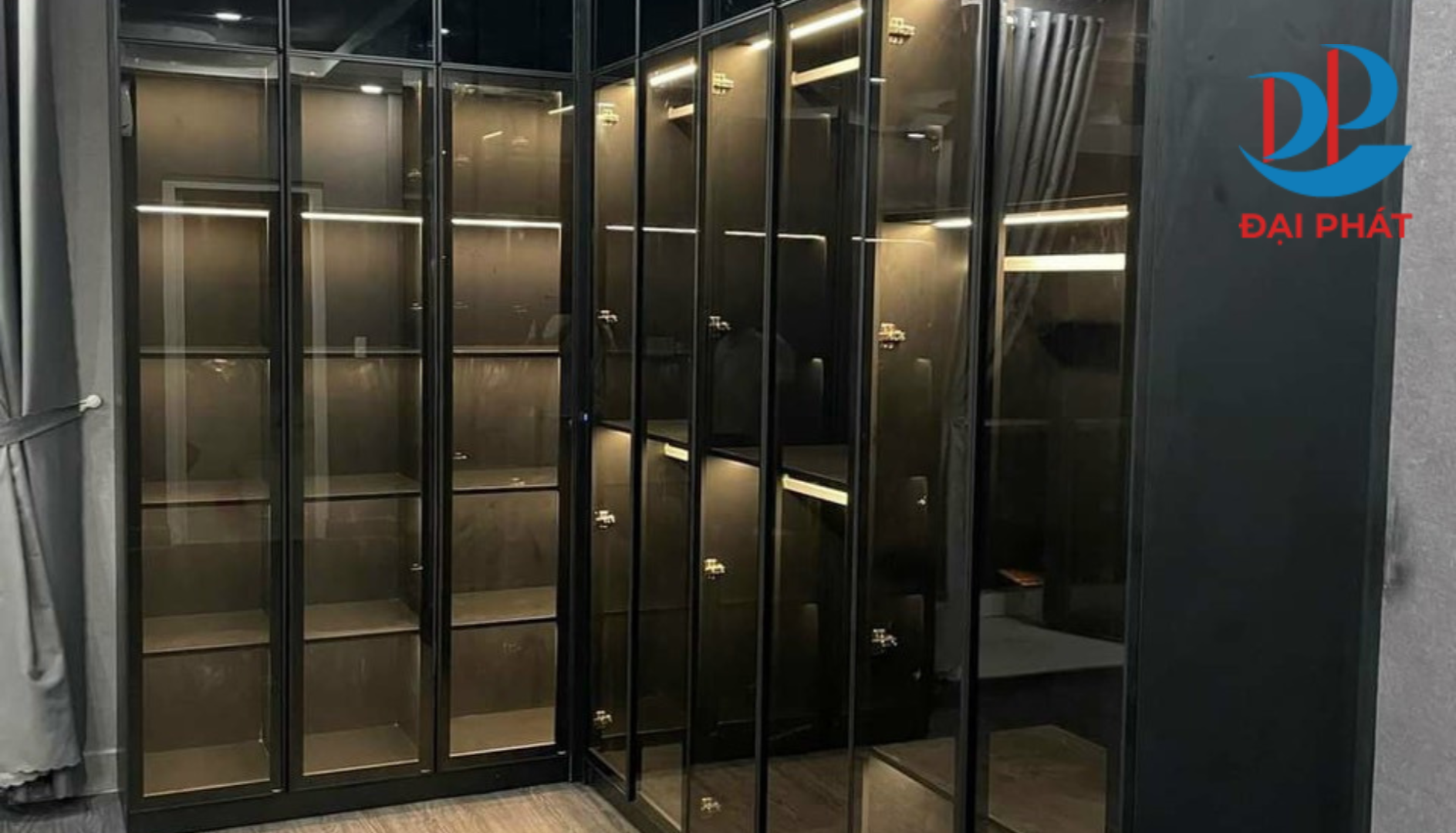 Các mẫu tủ nhựa cánh kính hiện đại – Xu hướng 2025