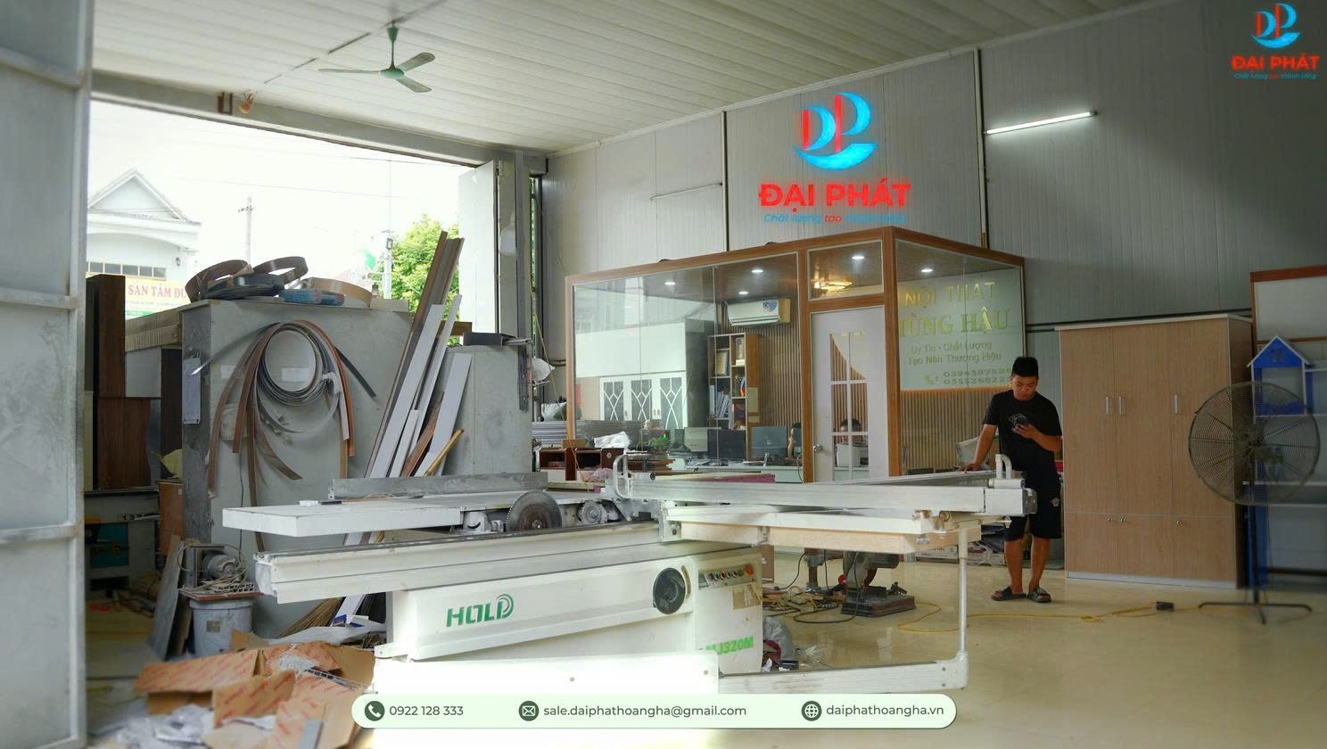 NHỮNG LƯU Ý KHI MỞ XƯỞNG NỘI THẤT NHỰA – CÁC TIPS KINH DOANH HIỆU QUẢ 2025