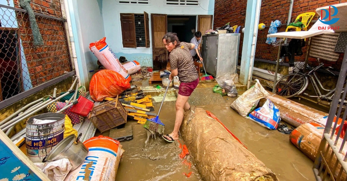 MẸO DỌN DẸP ĐỒ NỘI THẤT MÙA BÃO LŨ  2025